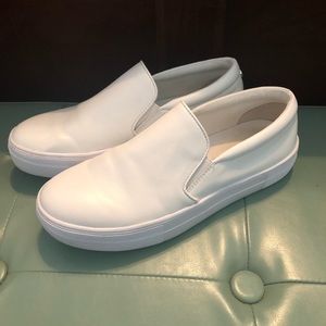steve madden white gills